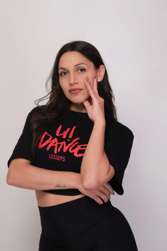 Flor, sparring de bachata en U!DANCE Lesseps